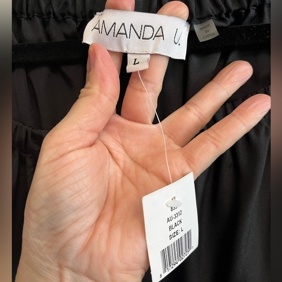Amanda Uprichard NWT Black Off-Shoulder Blouse – Size Large - Picture 5 of 6